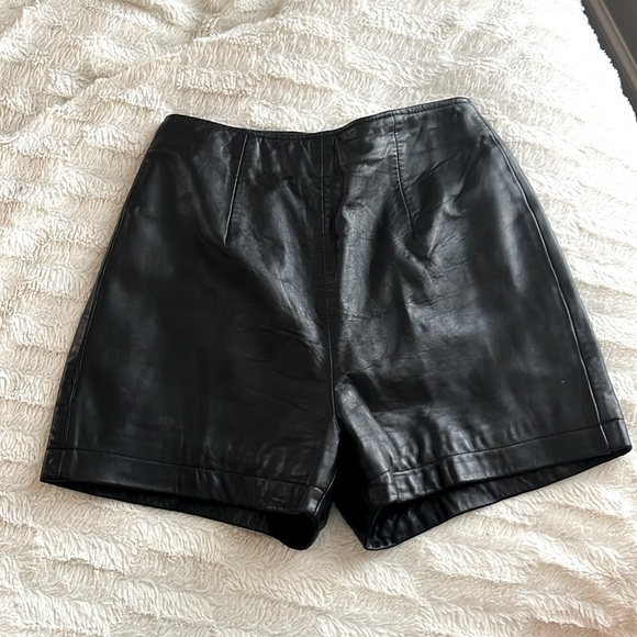 BB Dakota Pants - BB Dakota faux leather Shorts